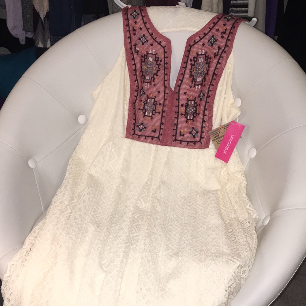 Summer bohemian design off white lace dress